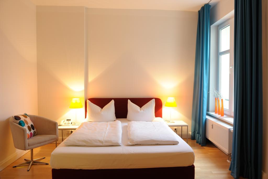 Schlaflounge Hotel Хамбург Екстериор снимка