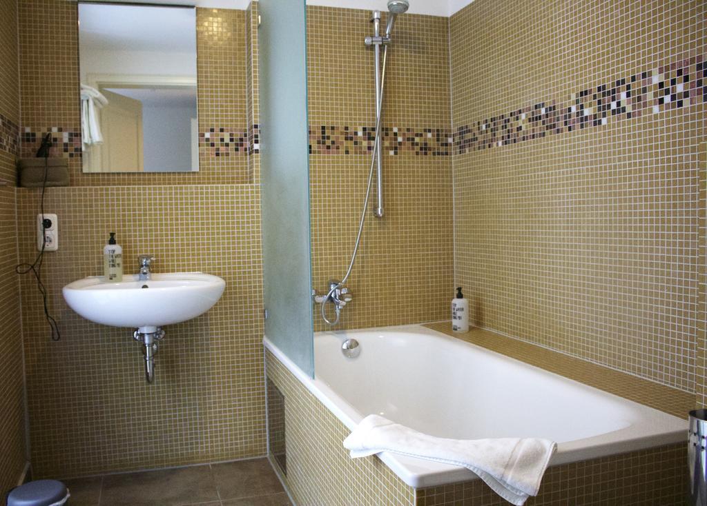 Schlaflounge Hotel Хамбург Екстериор снимка